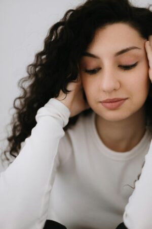 You are currently viewing Best Hair Serum for Frizzy Hair in Women:
